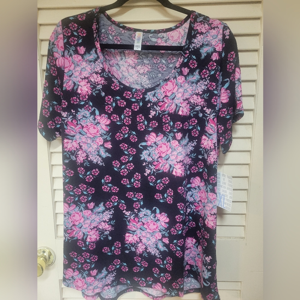 Lularoe XL Classic T